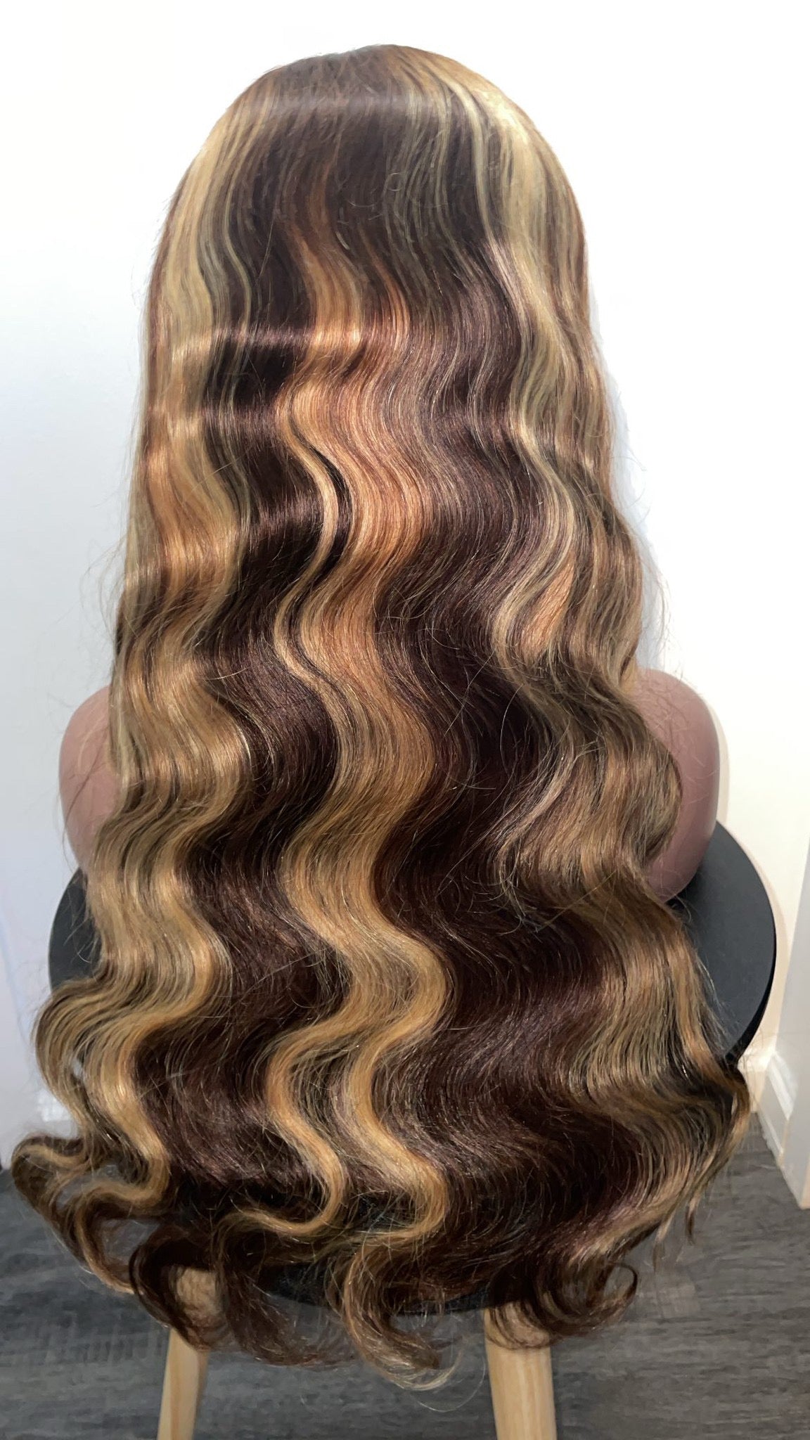 Wear Go Glueless Ombré 13x4 Bodywave Wig - Black Rose Bundles Luxe
